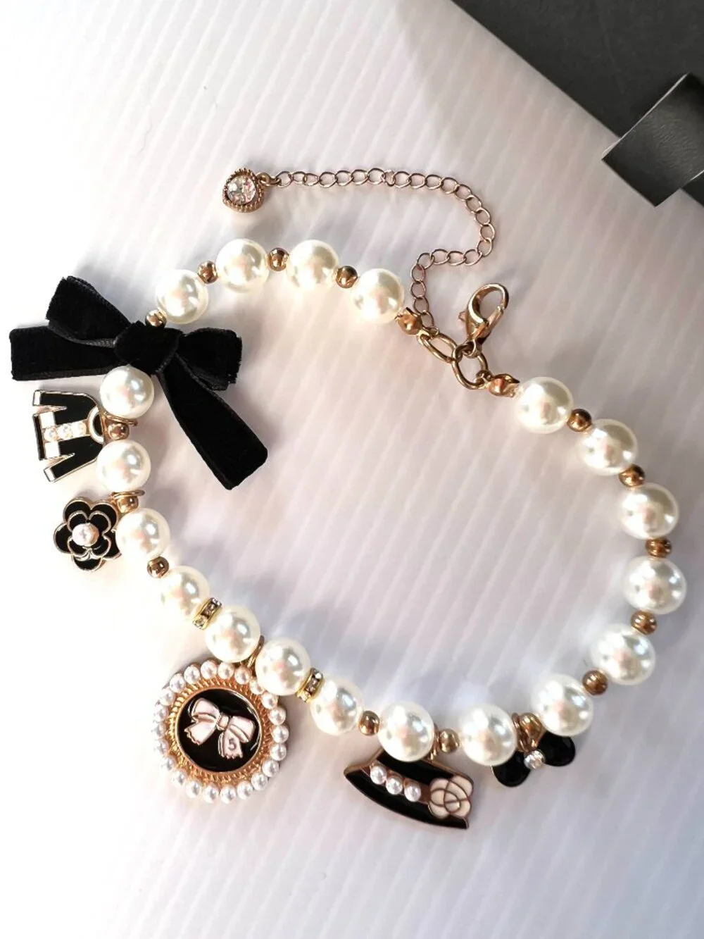CELEBRITY CAT CLUB elegance inspired